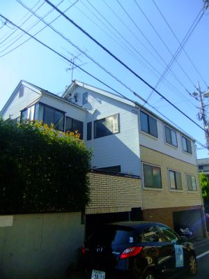 建物 - 渋谷新宿すぐ下北沢駅近シェアハウス} - ルームシェアルームメイト