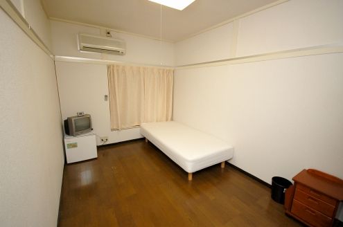 個室 - 京濱東北線蒲田駅 5 分、品川駅 10 分、横浜駅 15 分} - ルームシェアルームメイト