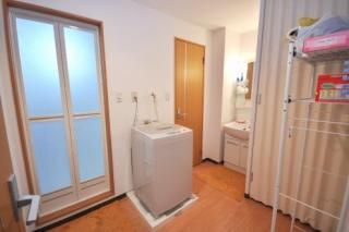 風呂 - 山手線大塚徒歩7分、個室、59000円光熱費コミコミ、女性限定！} - ルームシェアルームメイト