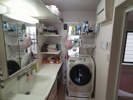 キッチン - 【大船駅 徒歩約15分】個室2.9万円【美大予備校・鎌倉女子大学至近】} - ルームシェアルームメイト