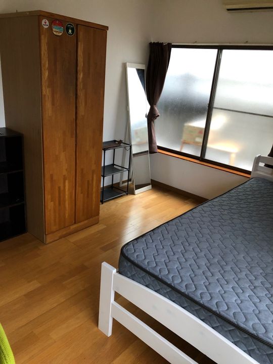 個室 - 渋谷エリア！新宿からも近い部屋} - ルームシェアルームメイト