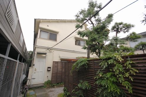 建物 - 京濱東北線蒲田駅 5 分、品川駅 10 分、横浜駅 15 分} - ルームシェアルームメイト