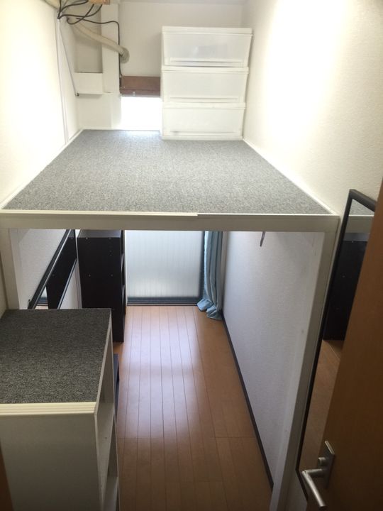 個室 - ★〜駅から歩いて1分未満、地下鉄なのでとても静かです〜} - ルームシェアルームメイト