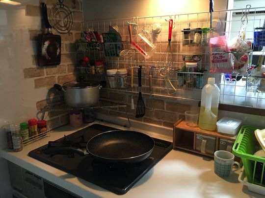 キッチン - 女性限定（コミコミ３.５万円）} - ルームシェアルームメイト