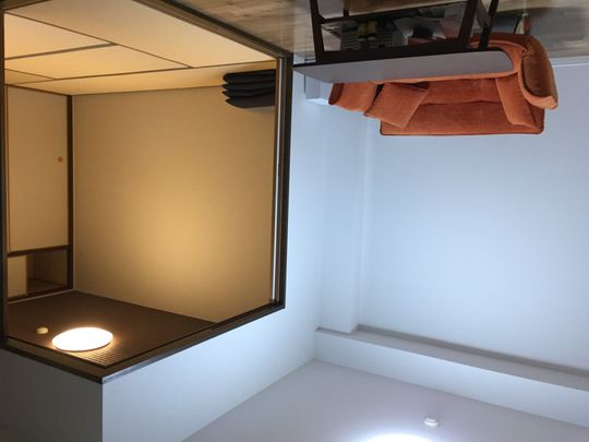 リビング - 【女性限定】ルームメイト募集【横浜市内】} - ルームシェアルームメイト