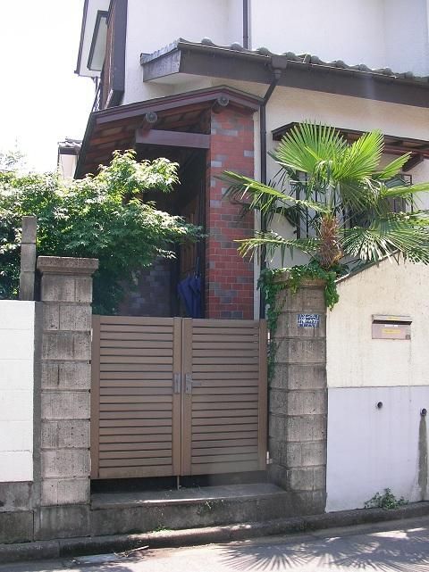 建物 - バイク駐輪可 西東京市 ひばりヶ丘駅 徒歩約12分　完全個室、鍵、エアコン付!} - ルームシェアルームメイト