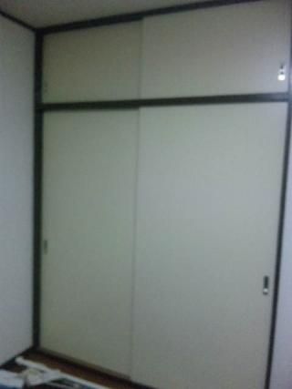 個室 - 女性メンバー1名募集します！} - ルームシェアルームメイト