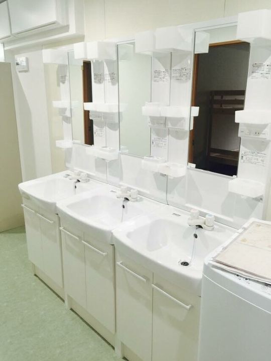 その他 - 山手線「御徒町」駅から徒歩４分！半年契約で初月家賃が17,000円！} - ルームシェアルームメイト