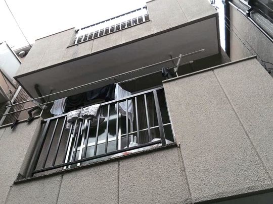 建物 - ★〜池袋まで歩いて行けるシェアハウス　最寄り駅まで徒歩2分〜} - ルームシェアルームメイト