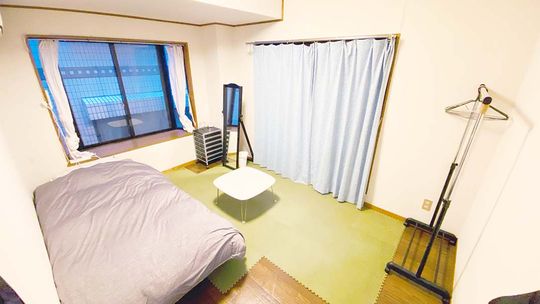 個室 - 【荻窪5万】モダン×安心感で暮らしやすさ抜群のシェアハウス} - ルームシェアルームメイト