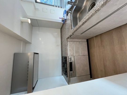 キッチン - 【女性限定】神楽坂10万円/月} - ルームシェアルームメイト