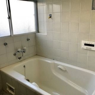 風呂 - 東高円寺シェアハウス 家賃50,000円 98㎡} - ルームシェアルームメイト