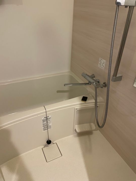 風呂 - 港区の1K 部屋お貸しします（単発、短期、中長期など、柔軟に対応可能）} - ルームシェアルームメイト