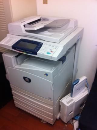 OA機器 - 港区赤坂の中心でオフィスシェア} - ルームシェアルームメイト