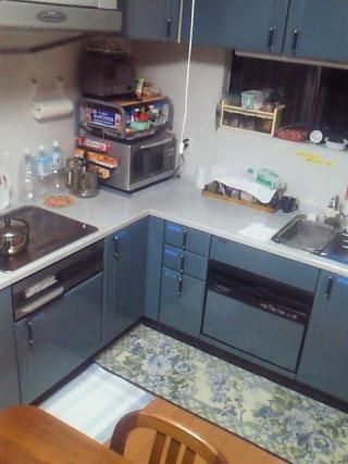 キッチン - 39.000円～＠神戸　地下鉄沿線の物件★2部屋募集★} - ルームシェアルームメイト