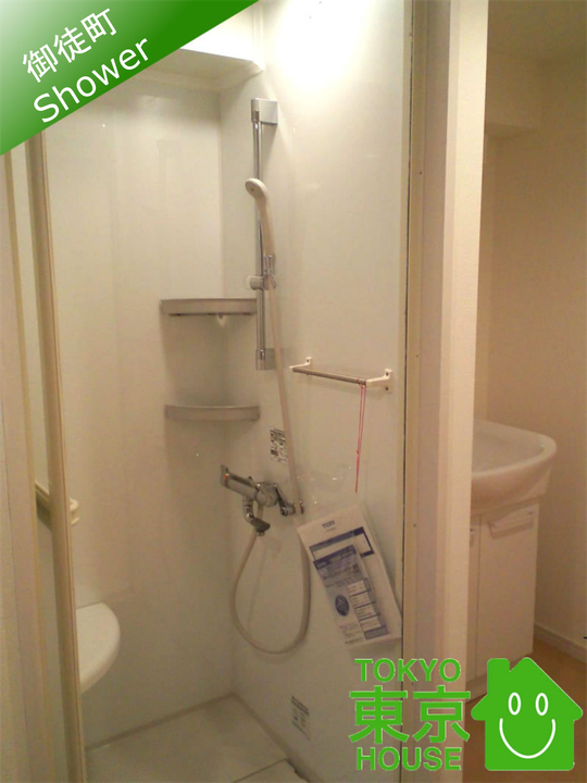 シャワー - 都内御徒町駅JR京濱東北線・山手線・徒歩5分、仲御徒町駅日比谷線徒歩3分・} - ルームシェアルームメイト