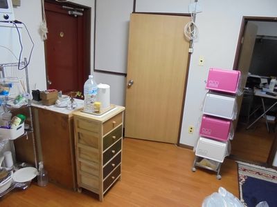 個室 - 得・格安★新規入居キャンペーン★ 個室・ドミトリーどちらか選択可能。即日入居可能} - ルームシェアルームメイト