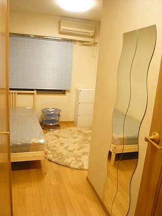 個室 - ラスト一部屋！横浜駅 徒歩7分 ベイクォーター裏手 少人数女性専用シェアハウス} - ルームシェアルームメイト