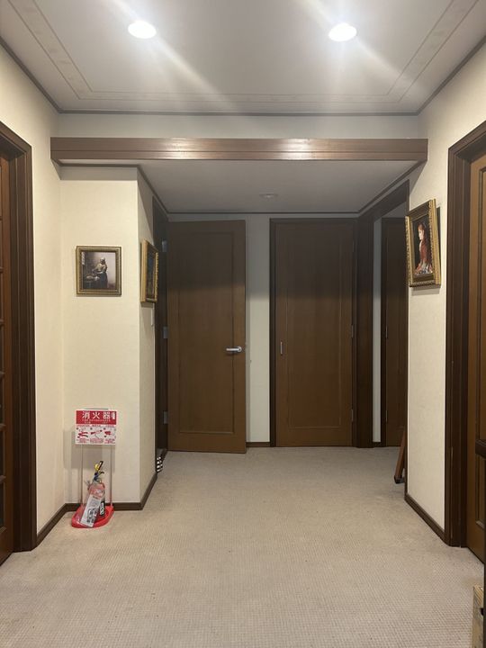 玄関 - 神奈川県 江ノ島鎌倉} - ルームシェアルームメイト