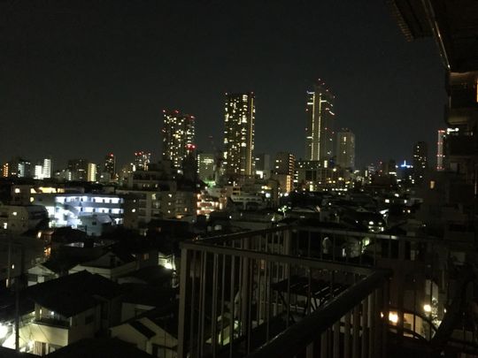 眺望 - 【女性専用】都心駅近・利便性抜群！マンション最上階のドミトリー} - ルームシェアルームメイト