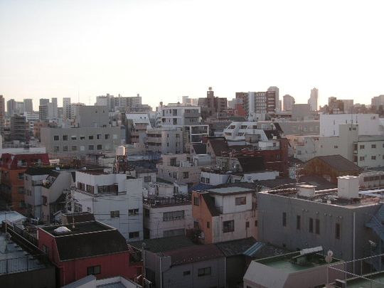 眺望 - 完全個室！エアコン収納完備！都営新宿線菊川駅より徒歩4分！快適なフラットシェア！ディスカウント有！} - ルームシェアルームメイト