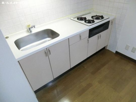 キッチン - 女性専用完全個室　世田谷区} - ルームシェアルームメイト