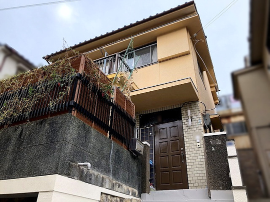 建物 - JR舞子駅徒歩20分 一戸建て丸々貸し切り} - ルームシェアルームメイト