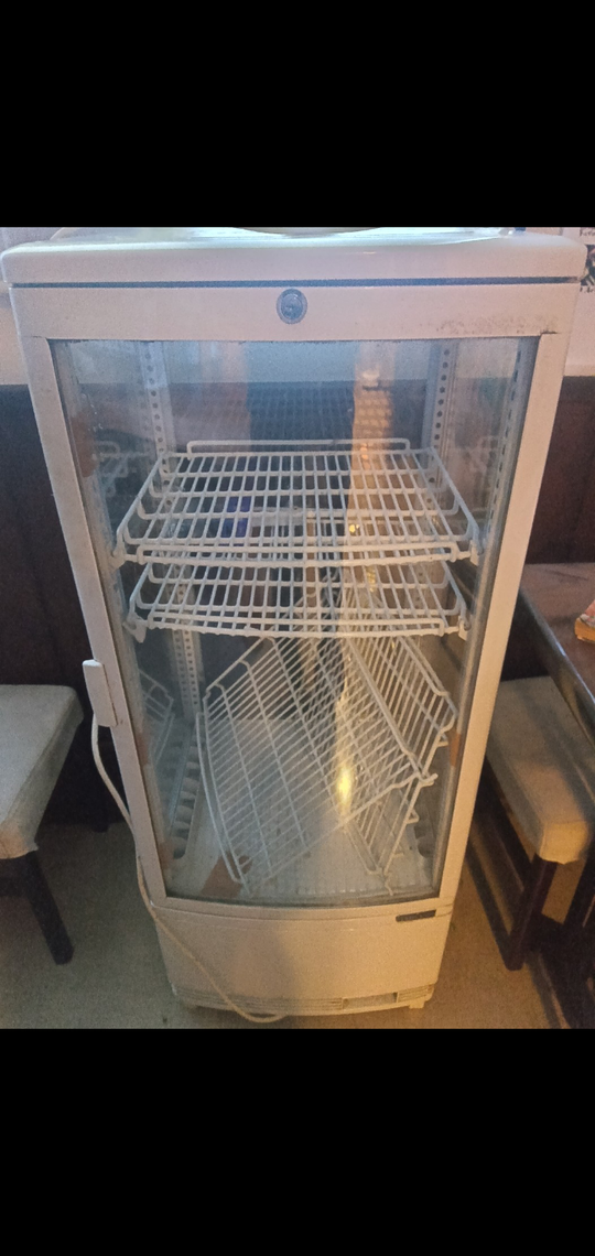 本体 - 冷蔵ショーケース} - ルームシェアルームメイト