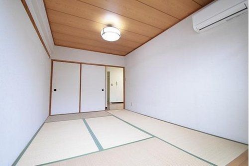 個室 - 女性限定/個室24000円/池袋17分/始発駅/ペット可} - ルームシェアルームメイト