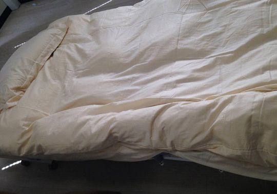 個室 - 池袋駅東口から徒歩3分の物件を期間限定で日割貸しします。　一泊6000円～　ｗｉｆｉ環境ＰＣアリ} - ルームシェアルームメイト