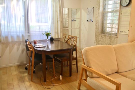 ダイニング - ”食べること”が好きな人大歓迎！TABETAIだからこそできる、一次産業や地域と繋がる情報あり！} - ルームシェアルームメイト