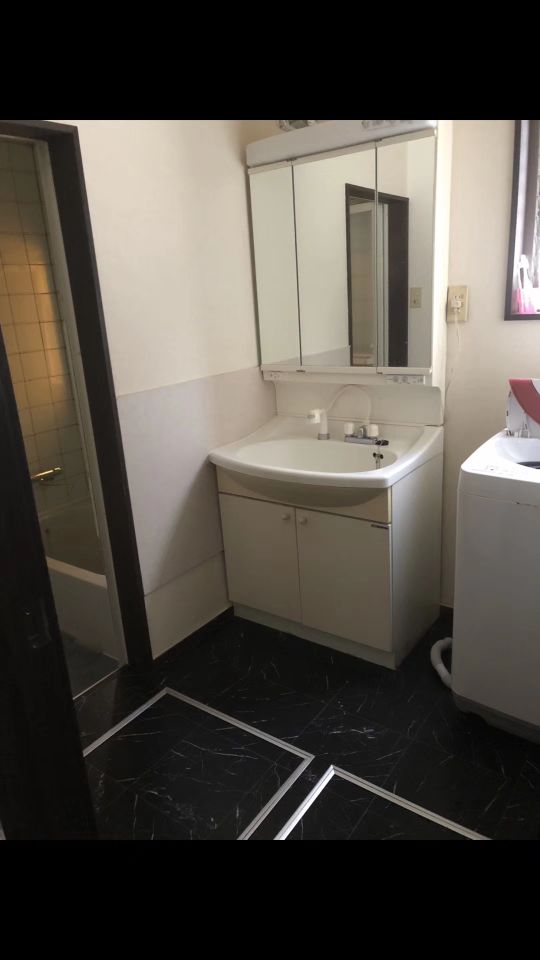 風呂 - 田無武蔵境シェアハウス　手ぶら入居歓迎} - ルームシェアルームメイト