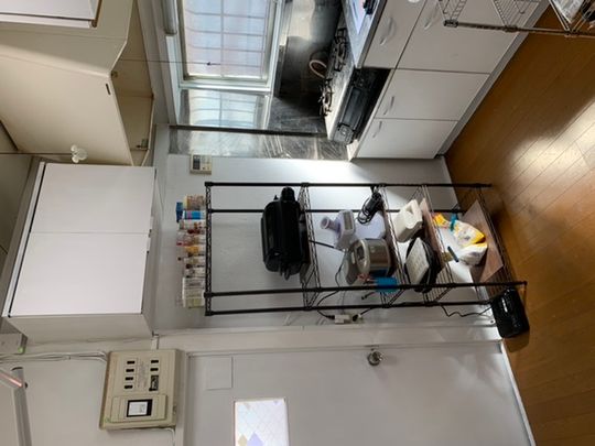 キッチン - 中野区の戸建てでルームシェアしませんか？} - ルームシェアルームメイト