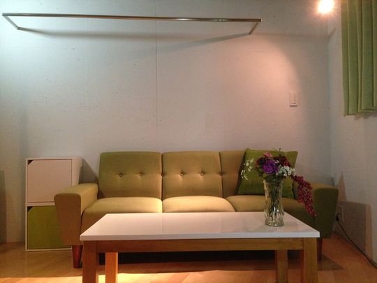 リビング - 戸越銀座でスペース利用} - ルームシェアルームメイト