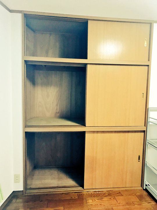 個室 - ★オタクの方大歓迎★駅チカ} - ルームシェアルームメイト