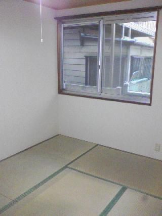 個室 - 家賃29600円+光熱費　蕨駅から徒歩10分　シェアメイト募集します} - ルームシェアルームメイト