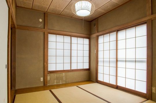 個室 - 都心への移動が便利な永福町のハウス。　最短4日での入居可！　いろいろな人が集まるコミュニティハウスで楽しみませんか？} - ルームシェアルームメイト