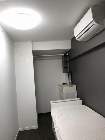 個室 - 南砂町駅徒歩5分　女性専用　少人数3名　鍵付6畳個室です！} - ルームシェアルームメイト