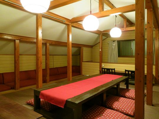 キッチン - 新宿まで11分 3万円代☆　女性に人気♪和モダンなデザーナーズシェアハウス！（男女混在 物件）} - ルームシェアルームメイト