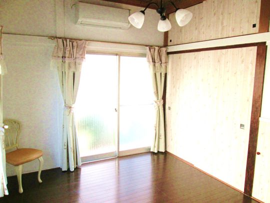 個室 - 【入居月家賃無料】夕食無料+宅配受取ok¥36000渋谷横浜30分女性3人制シェアハウス} - ルームシェアルームメイト