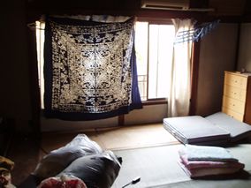 個室 - 芸大にもほど近い広ーいシェア(13畳の半分)} - ルームシェアルームメイト