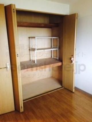 個室 - 即入居可能！更新費用なし！完全個室！39000円！新宿10分！} - ルームシェアルームメイト