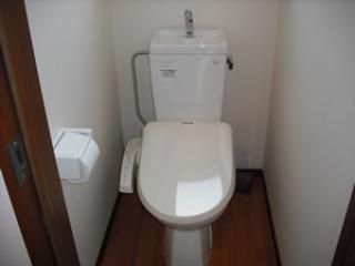 トイレ - 錦糸町のゲストハウス} - ルームシェアルームメイト