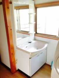 キッチン - ★〜東京駅まで13分、秋葉原駅までも14分〜} - ルームシェアルームメイト