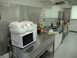 キッチン - 練馬駅前　35,000円（完全個室）} - ルームシェアルームメイト