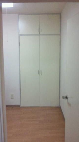 個室 - 【個人募集】キャンペーン中・千川・３路線使える便利な場所【完全個室】} - ルームシェアルームメイト