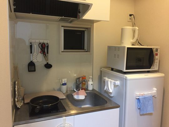 キッチン - 永福町徒歩2分 渋谷新宿15分 築浅アパート} - ルームシェアルームメイト