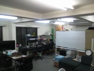 最寄り駅 - 渋谷区桜丘でオフィスシェアしませんか？} - ルームシェアルームメイト