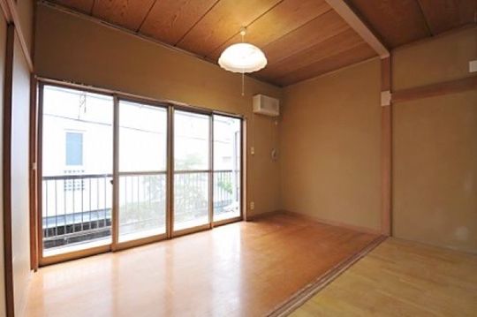 個室 - 駒沢大学】駅から徒歩6分！大人気ハウスです} - ルームシェアルームメイト