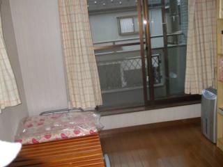 個室 - ★即入居可　埼玉県三芳町　２５，０００円。　東武東上線鶴瀬駅より10分　急募★} - ルームシェアルームメイト